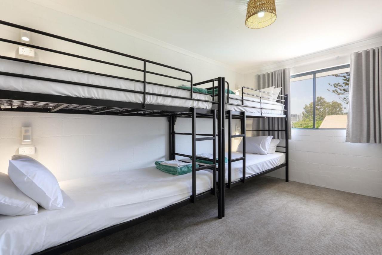 Abode Mooloolaba, Backpackers & Motel Rooms Exteriör bild